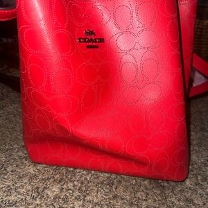 New without tags orange/red coach purse
